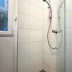 Newton-appartement Mit 3 Schlafzimmern Διαμέρισμα