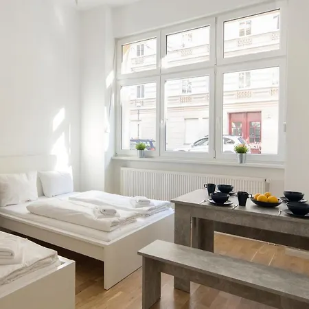 Apartamento Newton-appartement Mit 3 Schlafzimmern Berlín