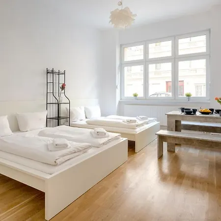 Newton-appartement Mit 3 Schlafzimmern Apartment